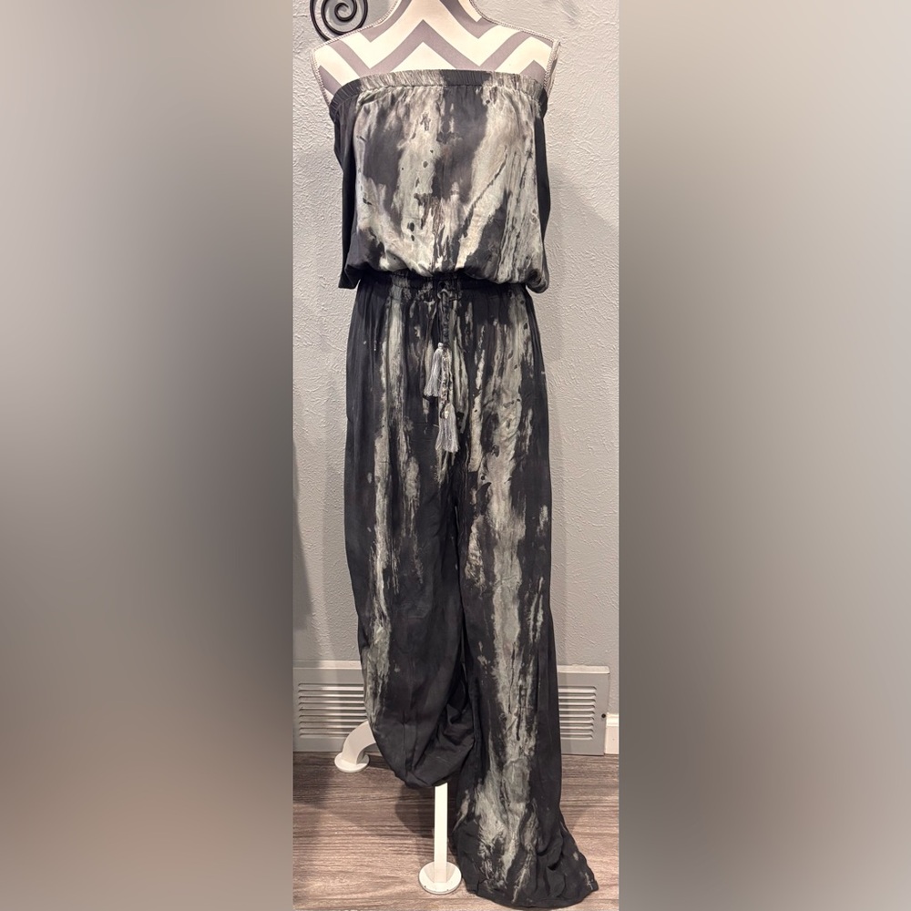 NWT Onesie Hawaii